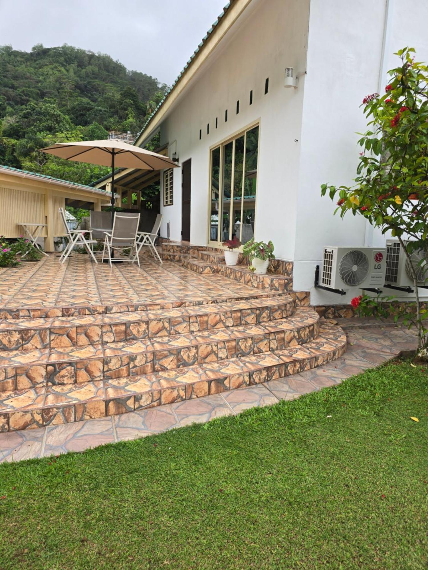 Loversnest Self Catering Anse aux Pins Exteriér fotografie